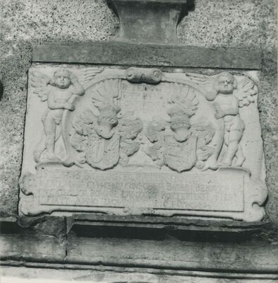 Krkanec (Vidovec) - dvorac Patačić, grb Patačića