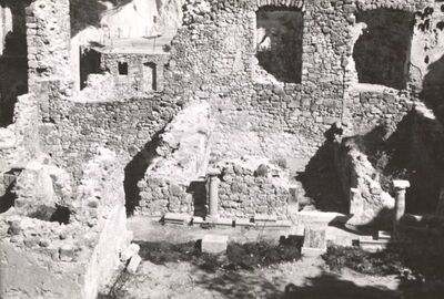 Samobor - Stari grad, gornje dvorište