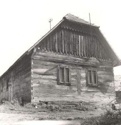 Bukovčak - Tradicijska kuća, zabatno pročelje