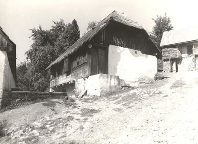 Noršić Selo - Tradicijska kuća, ulazno i dvorišno pročelje