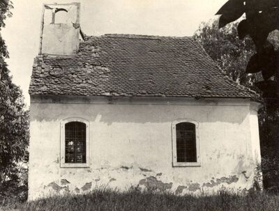 Božjakovina - Kapela sv. Ivana Nepomuka, južno pročelje