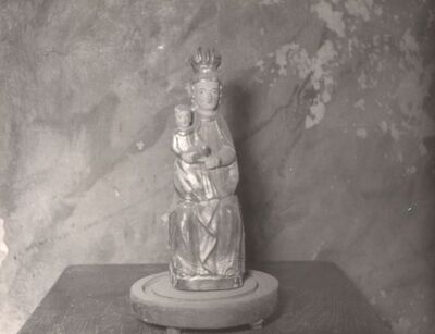 Preseka - Župna crkva sv. Petra apostola, kip Bogorodice