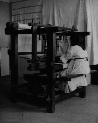 Gornji Desinec - Tkalja za tkalačkim stanom