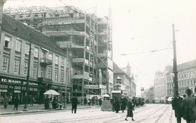 Zagreb (Trg bana Jelačića) - Hotel Milinov u izgradnji