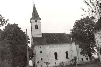 Lijevi Dubrovčak - Crkva sv. Nikole, bočno pročelje