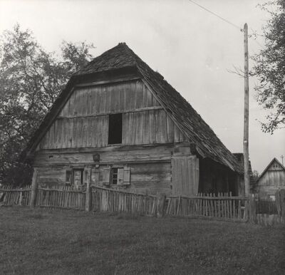 Donji Hruševec - Tradicijska kuća, zabatno pročelje