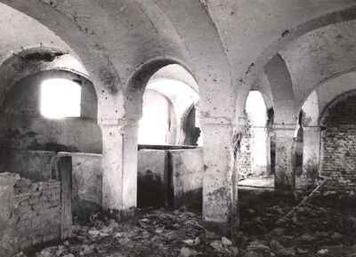 Jakovlje - Dvorac Oršić, unutrašnjost konjušnice