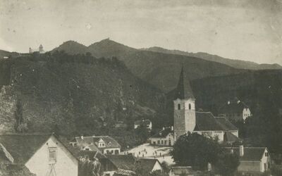 Lobor - Panorama, Župna crkva sv. Ane, situacija u krajoliku