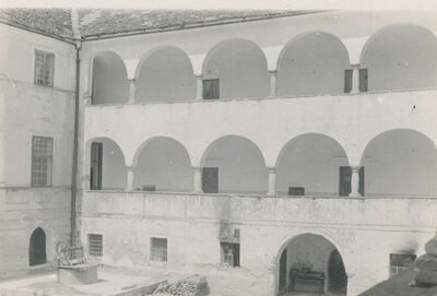 Lobor - Dvorac Keglevića, vanjština