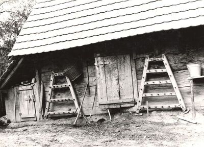 Strezoj - Alat za usitnjavanje zemlje