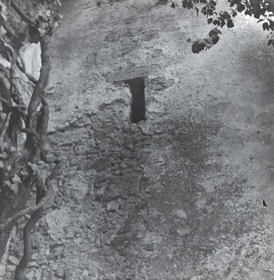 Slavetić - Dvorac Oršić, puškarnica