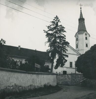 Klanjec - Crkva Navještenja Blažene Djevice Marije i franjevački samostan, vanjština