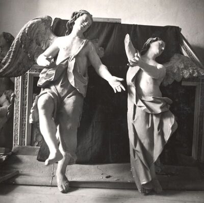 Kloštar Ivanić - Kompleks Franjevačkog samostana i crkve sv. Ivana Krstitelja, plastike anđela