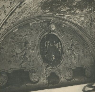 Lepoglava - Župna crkva, biblioteka, oštećenje na sjevernom polju štukature