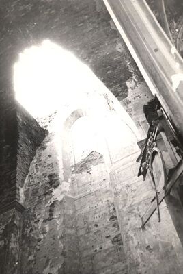 Kloštar Ivanić - Crkva sv. Ivana Krstitelja, oštećenje svoda lađe