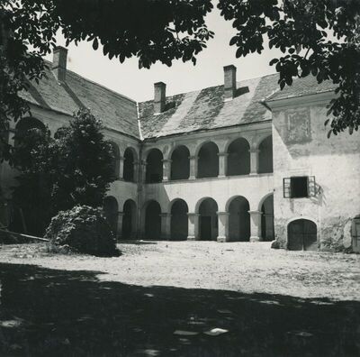 Samci (Gornja Stubica) - Dvorac Oršić, vanjština