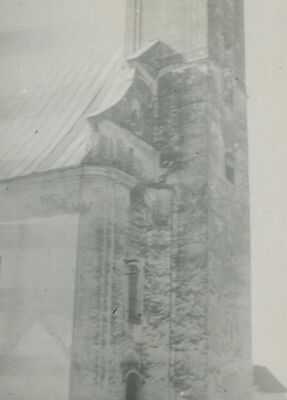 Lučko / Stupnik - Crkva sv. Ivana Nepomuka, detalj zapadnog pročelja