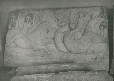 Varaždinske Toplice - rimski reljef, bunar