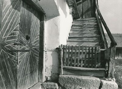 Brlog Ozaljski (Kamanje) - Tradicijska kuća, detalj