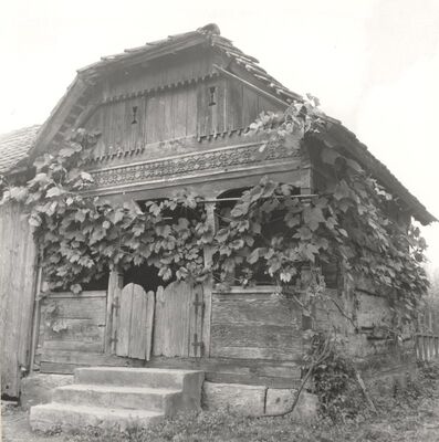 Drenje Šćitarjevsko - Tradicijska kuća, trijem