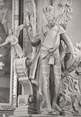 Kloštar Ivanić - Župna crkva Uznesenja Blažene Djevice Marije, plasika sv. Ladislava