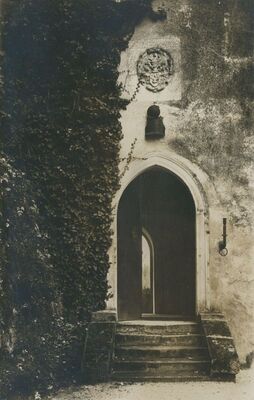 Trakošćan - dvorac, portal i vrata drugog ulaznog trijema