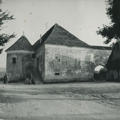 Prišlin (Hum na Sutli) - Dvorac Mali Tabor, vanjština