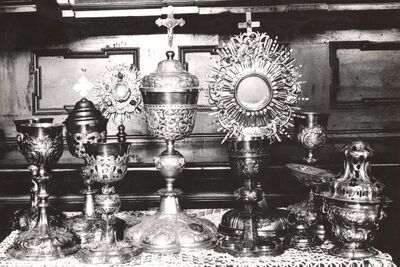 Samobor - Franjevačka crkva Uznesenja Blažene Djevice Marije, crkveno posuđe