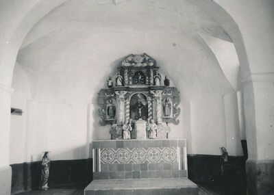 Venac Mrežnički (Duga Resa) - Kapela sv. Benedikta, oltar