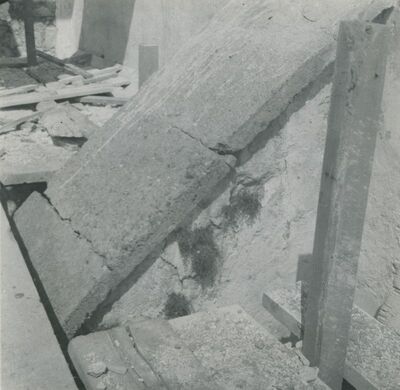 Lepoglava - Župna crkva, južni zid svetišta, betonski pokrivač kontrafora