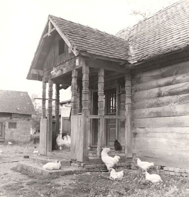 Ruča - Tradicijska kuća, trijem