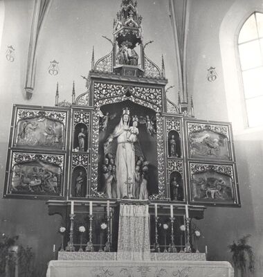 Oštarije (Josipdol) - Crkva Uznesenja Blažene Djevice Marije, glavni oltar