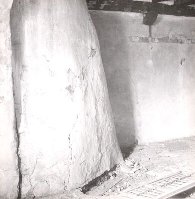 Slavetić - Dvorac Oršić, dimnjak