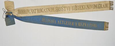 Zastavna vrpca sa zastave Dobrovoljnog vatrogasnog društva u Osijeku - Novi grad