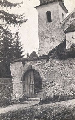 Samobor - Kapela sv. Mihalja, cinktura i zvonik