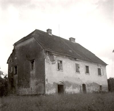 Cerje - Kurija župnog dvora, glavno pročelje