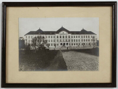 Kr. zemaljsko rodilište, primaljsko učilište i odjel za ženske bolesti - pročelje