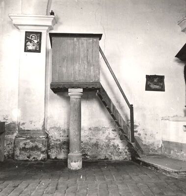 Gornji Tkalec - Kapela Uznesenja Blažene Djevice Marije, propovjedaonica