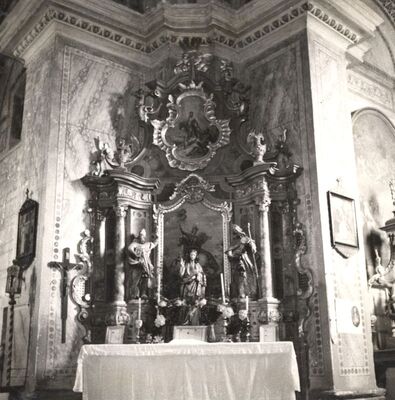 Kloštar Ivanić - Crkva Uznesenja Blažene Djevice Marije, pobočni oltar sv. Jurja