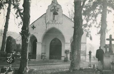 Pregrada - Kapela Kristovog Raspeća, vanjština