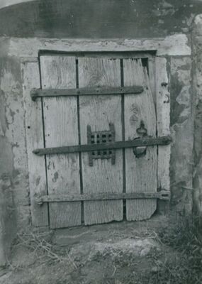 Vrbovec - Kula nekadašnjeg kaštela, vrata