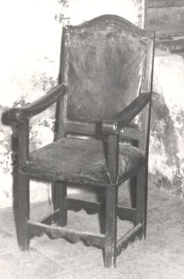 Cerje - Crkva sv. Ivana Evanđelista, stolac