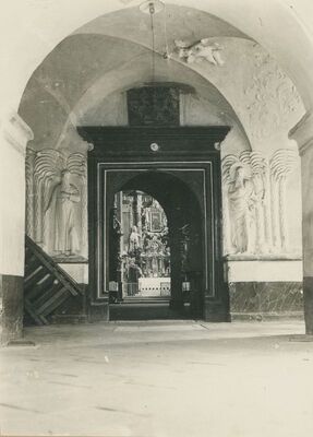 Lepoglava - Crkva Bogorodice, vrata koja vode u crkvu