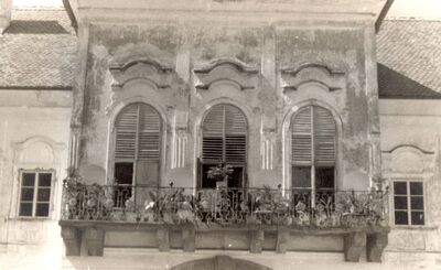 Lužnica - Dvorac Lužnica, balkon