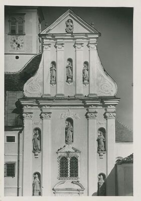 Lepoglava - Župna crkva, glavno pročelje, gornji dio