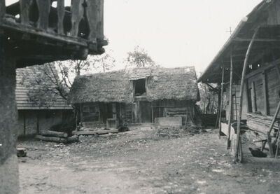 Bubnjarci (Žakanje) - tradicijska okućnica