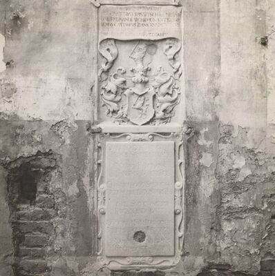 Kloštar Ivanić - Crkva sv. Ivana Krstitelja, nadgrobna ploča