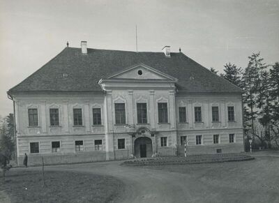Dvorac Oroslavje Donje (Oroslavje), vanjština