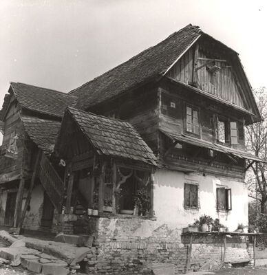 Suša - Tradicijska kuća, južno i zapadno pročelje