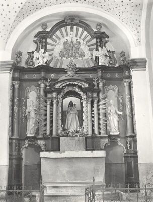 Orišje (Bosiljevo) - Crkva Uznesenja Blažene Djevice Marije, glavni oltar